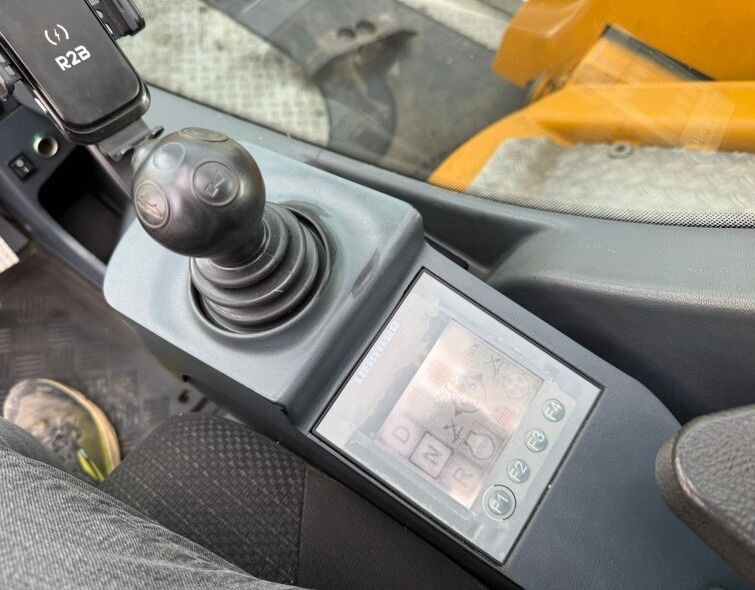 LIEBHERR LTM 1050-3.1